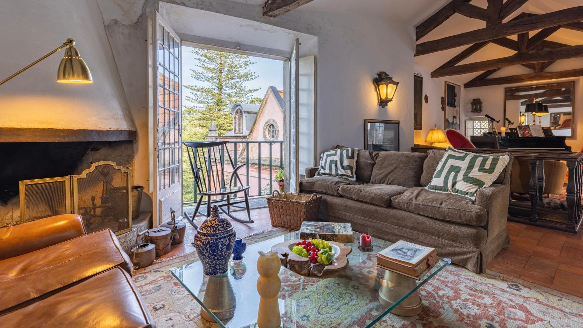 Sintra Wow - Unique Double Smart Room In 17Th Century Palace! Hot Tub, Snooker, Bbq, Ps5, Sauna, Gym Екстериор снимка