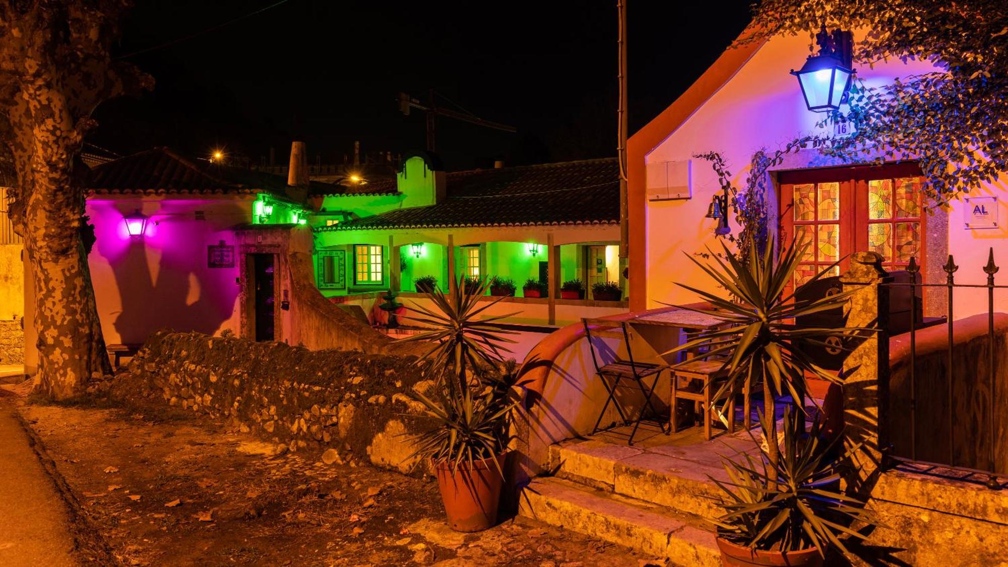Sintra Wow - Unique Double Smart Room In 17Th Century Palace! Hot Tub, Snooker, Bbq, Ps5, Sauna, Gym Екстериор снимка