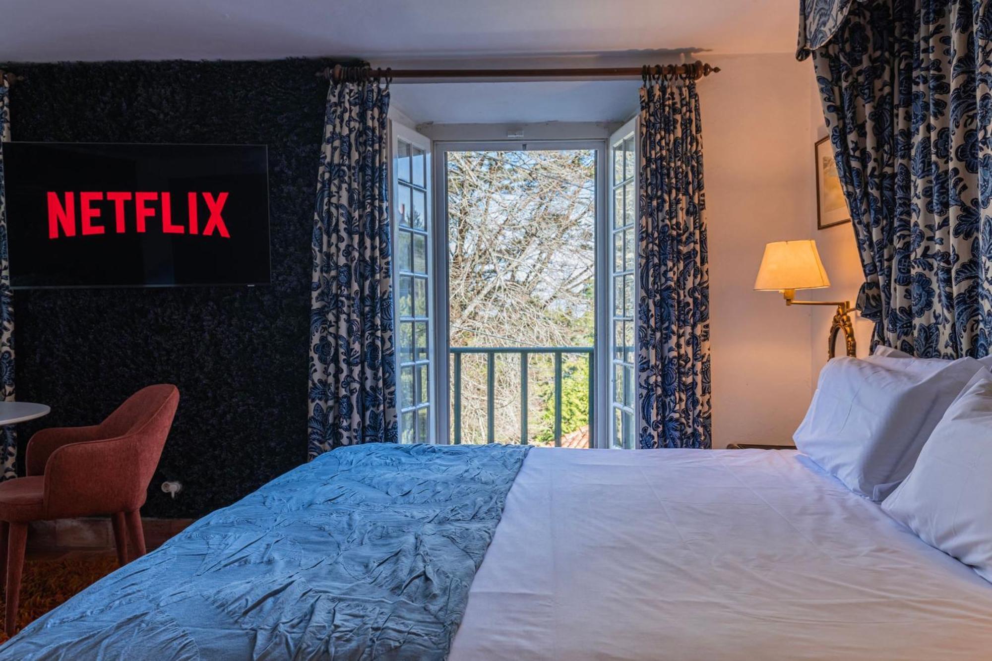 Sintra Wow - Unique Double Smart Room In 17Th Century Palace! Hot Tub, Snooker, Bbq, Ps5, Sauna, Gym Екстериор снимка