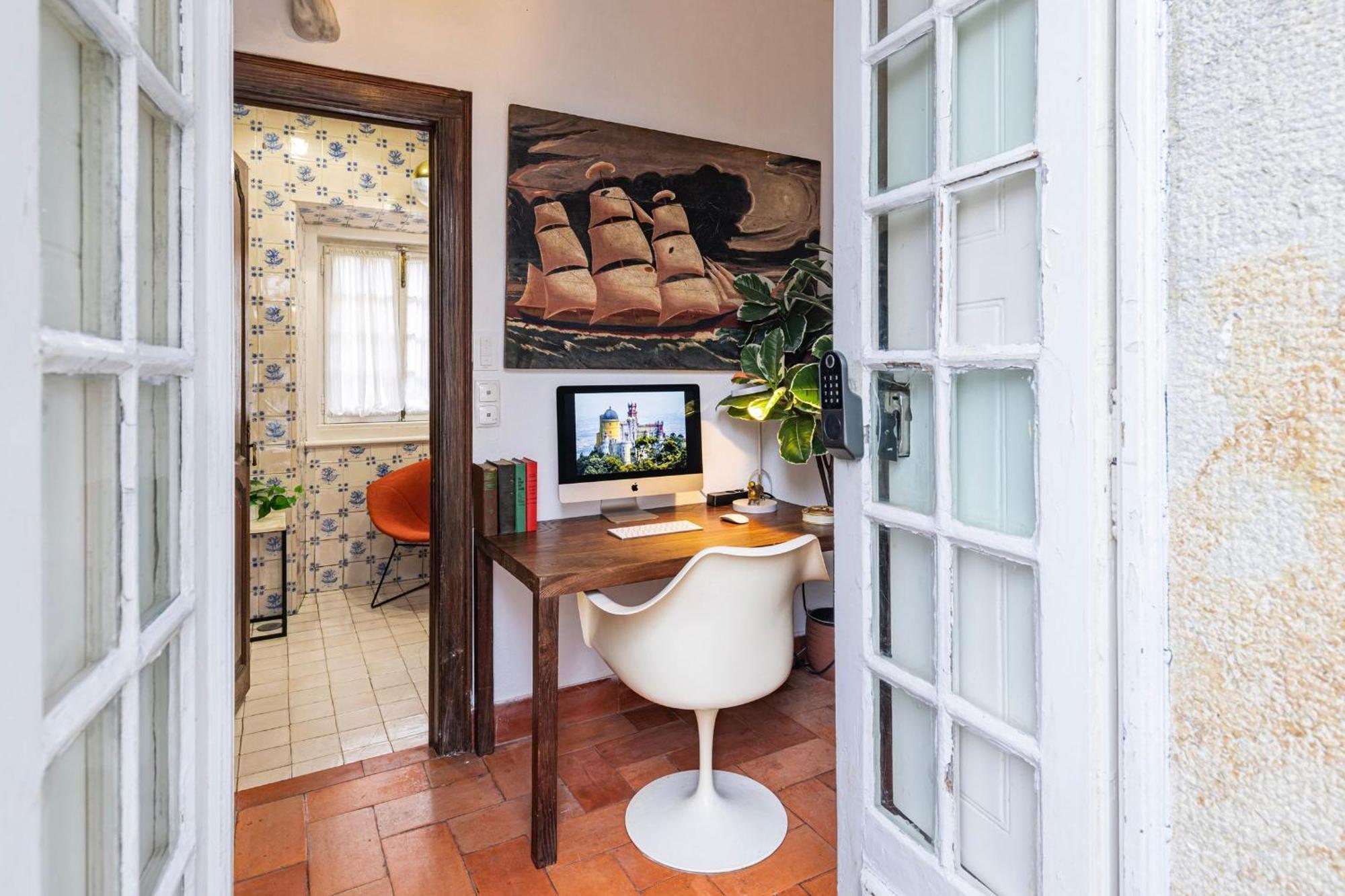 Sintra Wow - Unique Double Smart Room In 17Th Century Palace! Hot Tub, Snooker, Bbq, Ps5, Sauna, Gym Екстериор снимка